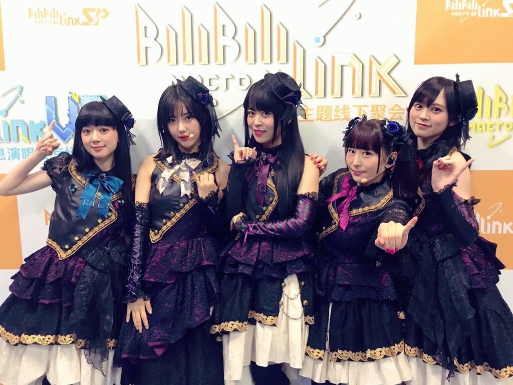 今日でRoselia加入一年です🌹 そして志崎樺音としてデビューして一年に