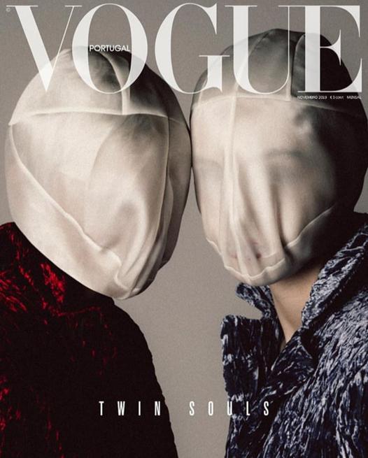 ModelsFacts's tweet image. ‘TWINS SOULS‘

Meghan Collison &amp;amp; Emile Woon by Vanessa Zican Feng, EmmaLeonora Kjellevik &amp;amp; Nicole Moulds by Alessandro Esposito, ‘Alice &amp;amp; Pauline‘ by Tom Goldblum and Caroline Reuter &amp;amp; Une Jonynaite by David Ajkai covering Vogue Portugal (November 2019)

Just... WOW!