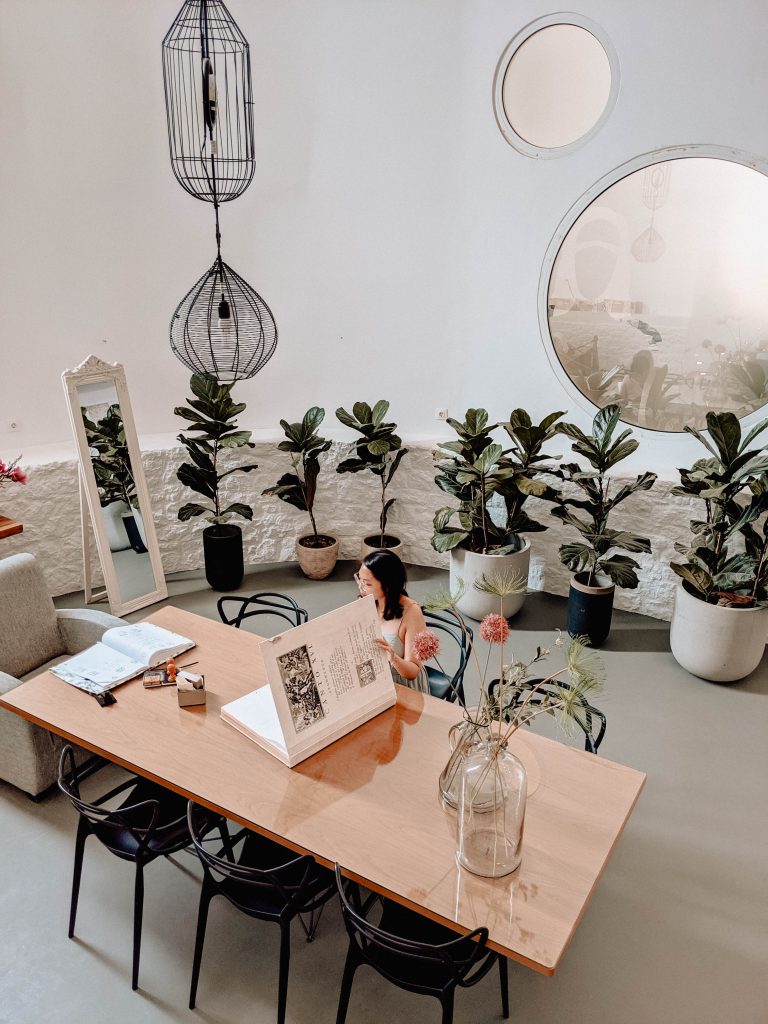 winyeemichelle's tweet image. There’s a shiny new post on Daisybutter today… daisybutter.com/2019/11/a-nove… #shinyhappybloggers