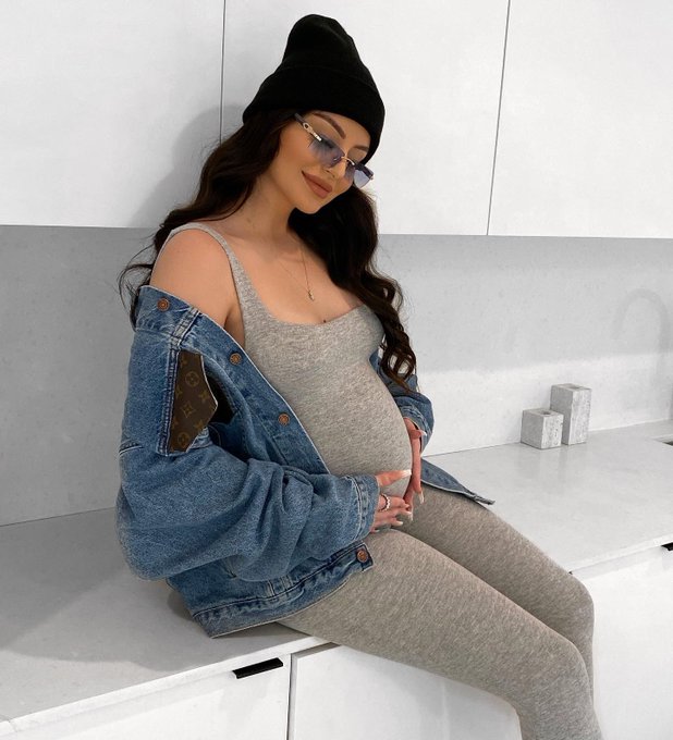 Baby boy makes me the happiest and he&rsquo;s not even here yet 💙 https://t.co/gUyh2PqywE