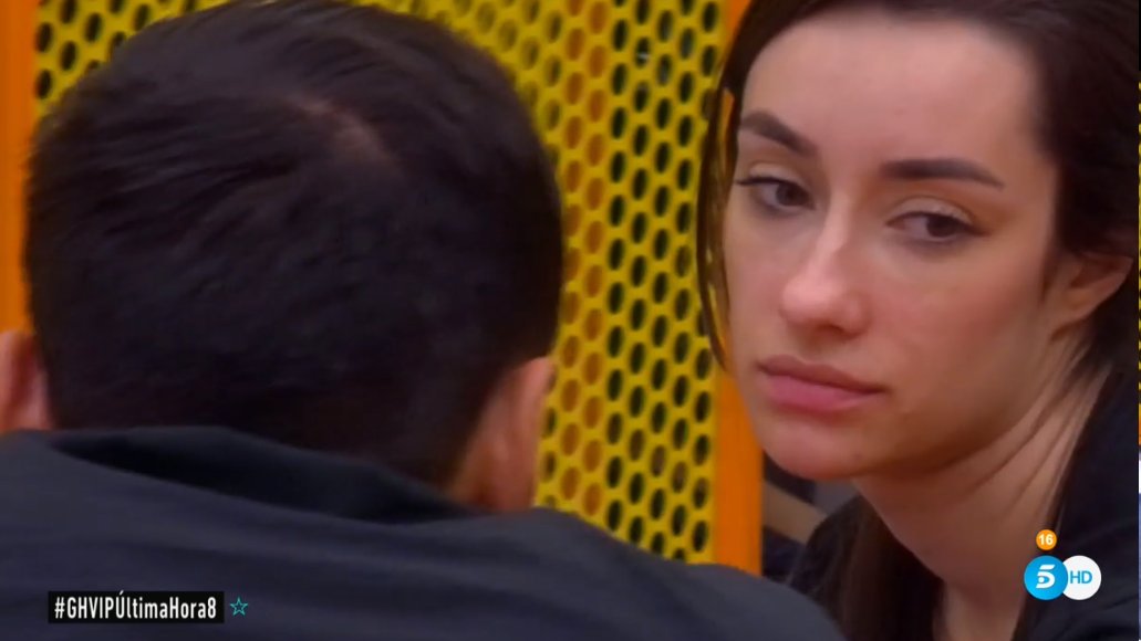 ghoficial's tweet image. Adara, a Gianmarco: "¿A veces piensas en cosas de fuera?" #GHVIPÚltimaHora8