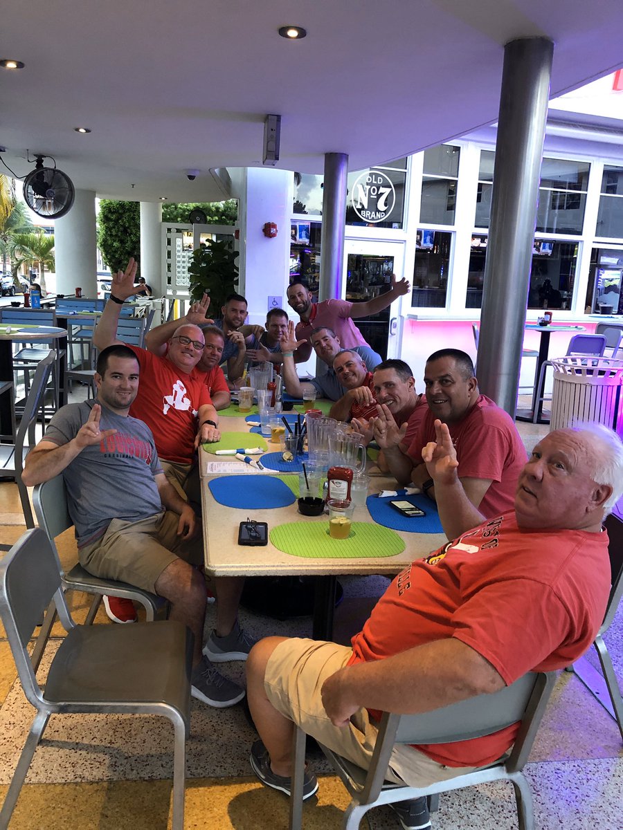 Tonight the Platinum Lot Cards enjoy the Clevelander down in Miami. L’s always up! #L1C4

Volleyball in two days and football in three!