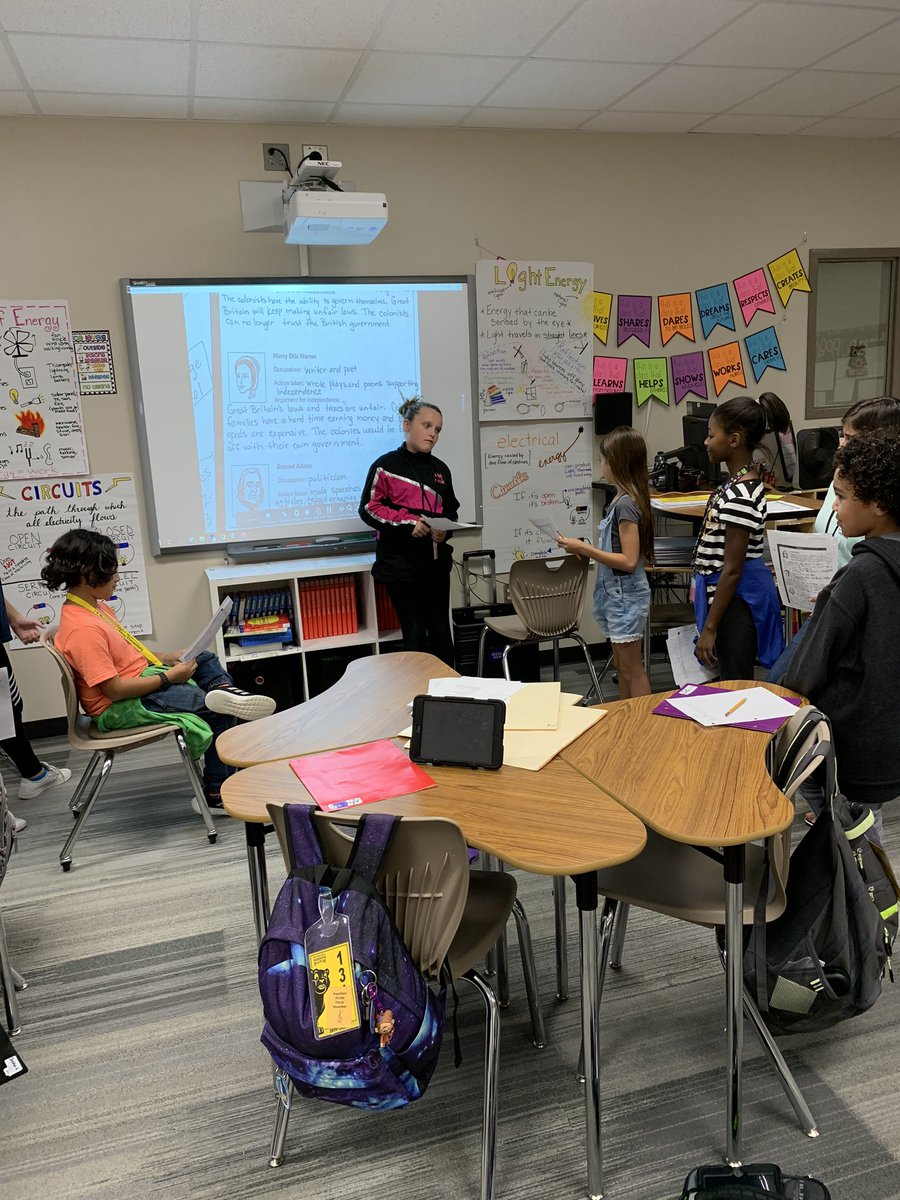 Student led debate - Loyalists vs Patriots! <a href="/MPElemSchool/">Memorial Parkway EL</a>