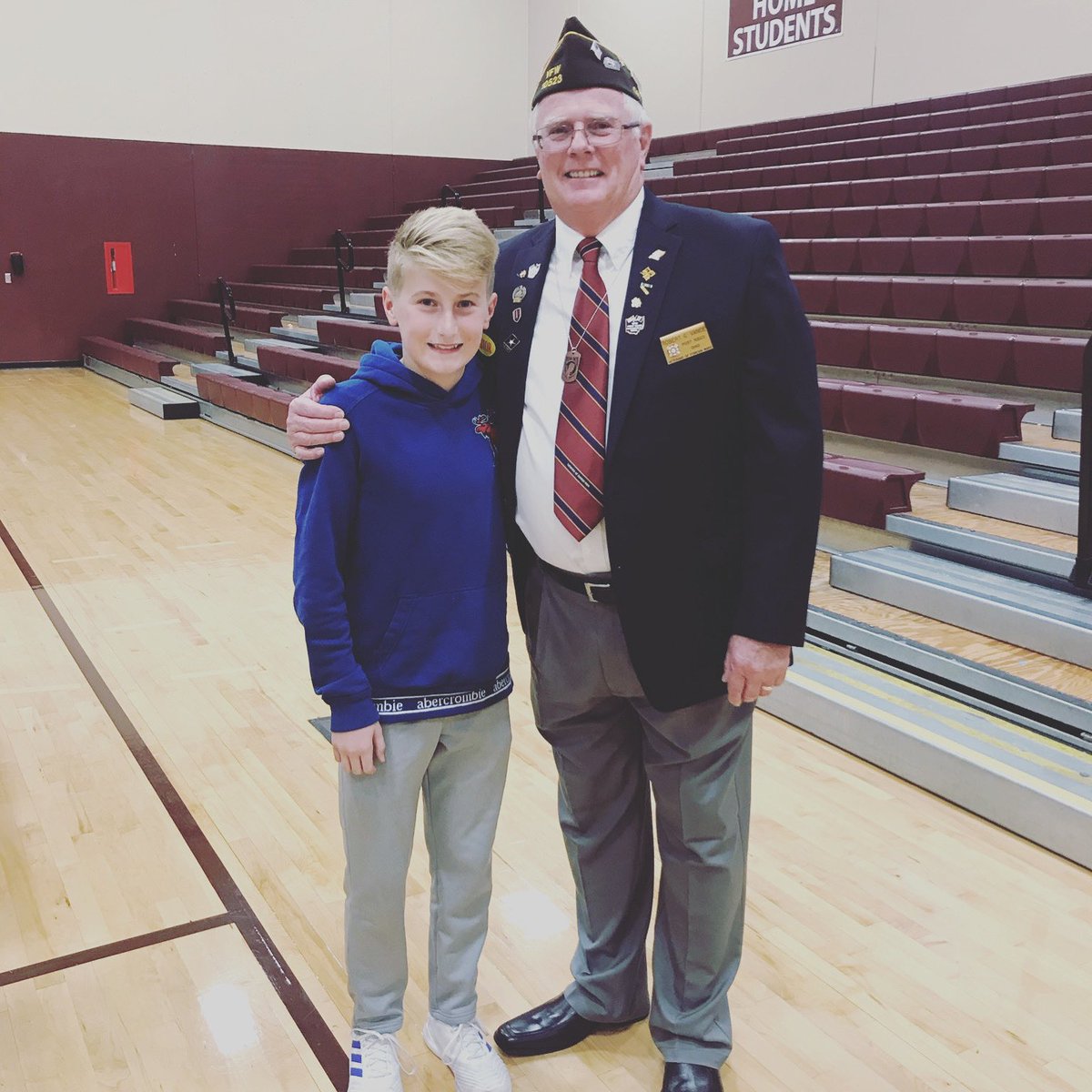 CwmsMrs's tweet image. The 8th graders were proud to honor our veterans today by learning more about their experiences and the way that they honor those who make the ultimate sacrifice. We were especially proud to have JP’s Grandfather as part of today’s presentation.

Thank you Veterans💙❤️🇺🇸 #CWWay