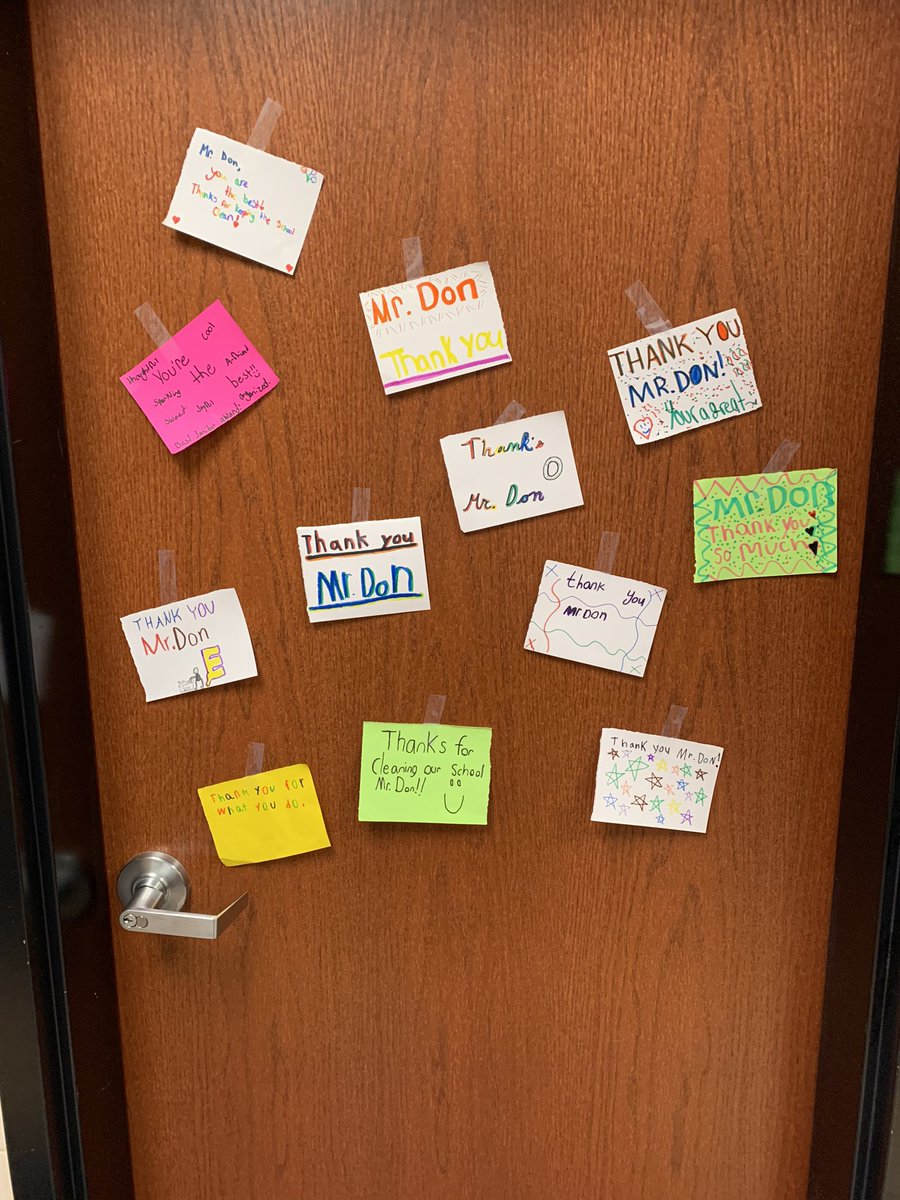 kevindeemer99's tweet photo. This is how you make your custodian happy.  Our 5th graders are really showing manners - our monthly character trait. https://t.co/wUdDo4340z