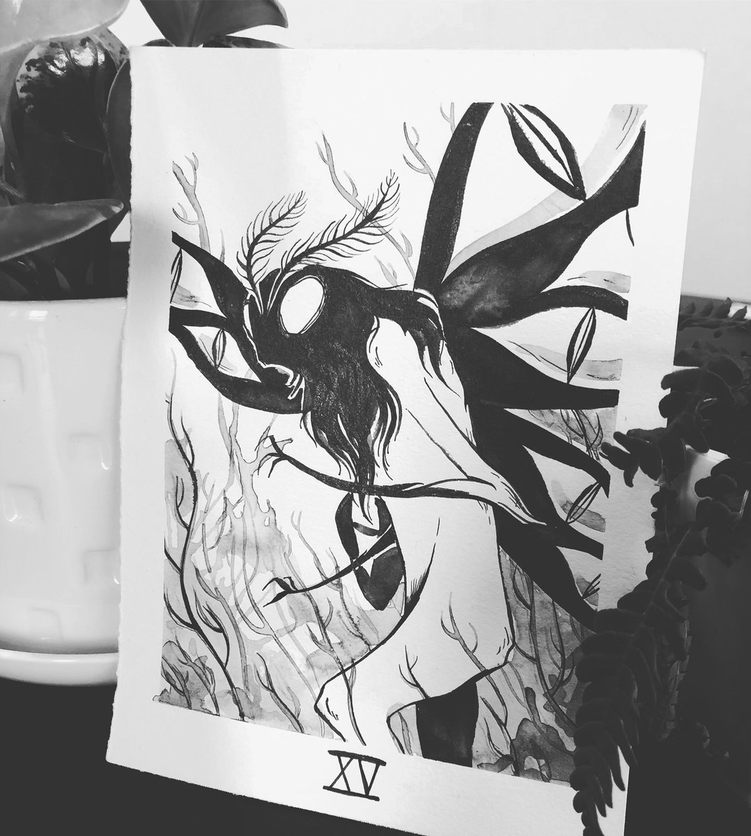 #inktober day 15: The Mothman
Spotted most in the mid 60s leading up to the collapse of the Silver Bridge, Many believe sightings of the Mothman are tied to supernatural events. It's debated whether he causes these events, or if he is warning they are about to happen.
#cryptid 