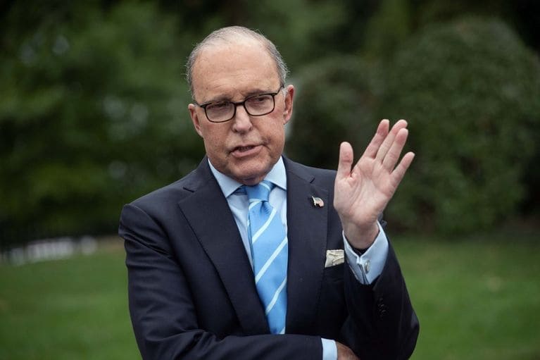 {thread} Let's talk about tv host  #LarryKudlow, the Director of the National Economic Council. His life is interesting. He has a pliable, forever-vulnerable personality and that has led him down many paths, but how does a Jewish man become a Zionist Catholic and join  #OpusDei?