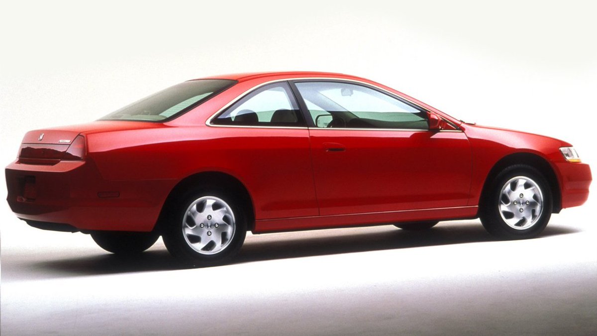 Of course by the time late 90s rolled in, Americans were ditching sports coupes for SUVs. By the time the 5th gen Prelude came & got the formula right, suddenly the Accord Coupe popped in with sexy looks AND better practicality. "Best-Handling Car Under $30k" can only go so far.