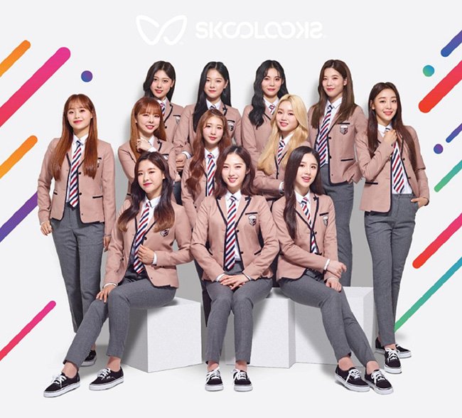 orrery_nim's tweet image. LOONA selected to be models for Skoolooks school uniforms 
tenasia.hankyung.com/archives/18491…