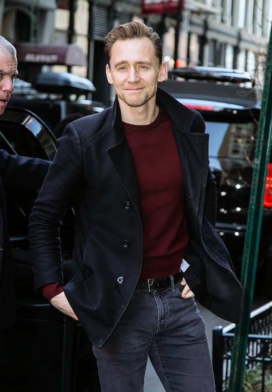 TomTheNextLevel's tweet photo. #TomThursday #ThomasThursday #TomHiddleston #BecauseThatFace https://t.co/AnIXcT8R9O
