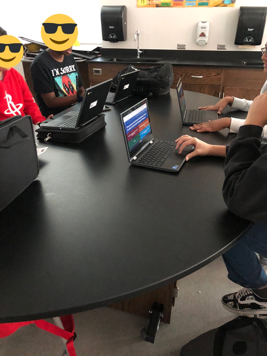 Students using gimkit to review for their upcoming science CCA during hawks nest. <a href="/HofiusKISD/">Hofius Intermediate</a> #HawksgivingPL <a href="/baumel_dawn/">Dawn Baumel</a> <a href="/paigecmoser/">Paige Moser</a> #soaringinscience