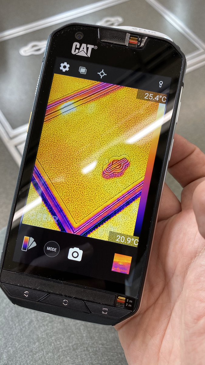 mai3531's tweet photo. Unexpectedly got this CAT S60 of secondhand at the IOSYS in Akihabara today, and it's an interesting the thermal imaging camera. BTW, I am in Itami airport.
#IOSYS #イオシス #CATS60 @iosys_official @iosys_omote https://t.co/qItj34sgis