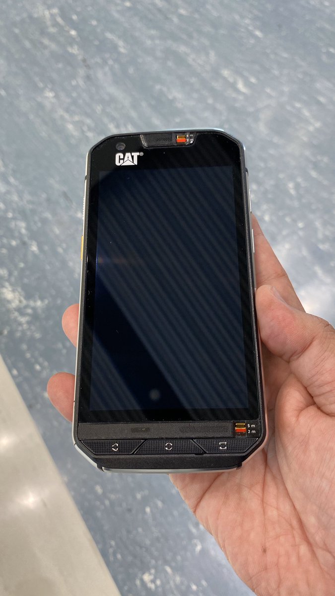 mai3531's tweet photo. Unexpectedly got this CAT S60 of secondhand at the IOSYS in Akihabara today, and it's an interesting the thermal imaging camera. BTW, I am in Itami airport.
#IOSYS #イオシス #CATS60 @iosys_official @iosys_omote https://t.co/qItj34sgis