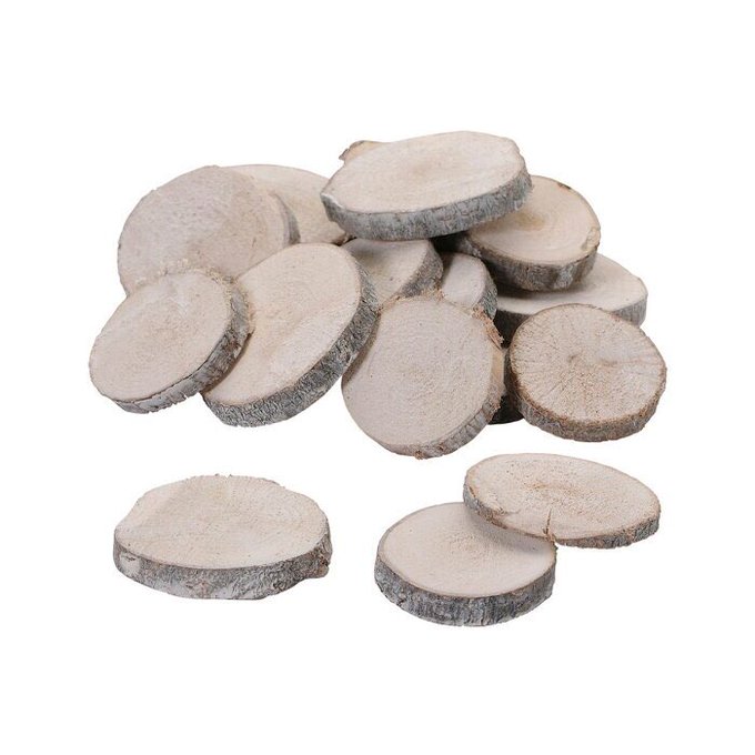 小学生の頃担任の先生が新婚旅行に行ったお土産にお菓子をくれたんだけど見た目は枝の輪切り、味は石鹸という奇怪な食べ物だった。
たしかマレーシアかタイ辺りのお菓子って言ってたけどなんだったんだあれ…。 