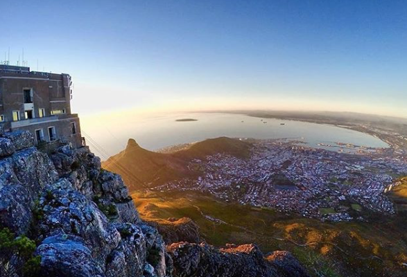 The Cableway team has now announced that its highly-anticipated November Sunset Special is back!
ow.ly/tQFJ50x4lt3
#showmecapetown #tablemountain #sunset