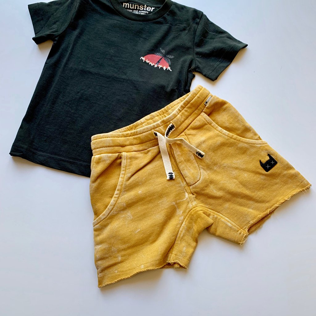TinypeopleShop's tweet image. Our forever favourites, the Heel Flip Fleece Short in Mustard 🌟🛹 Your boys will live in these, all year round! #tinypeopleshop #munster #munsterkids