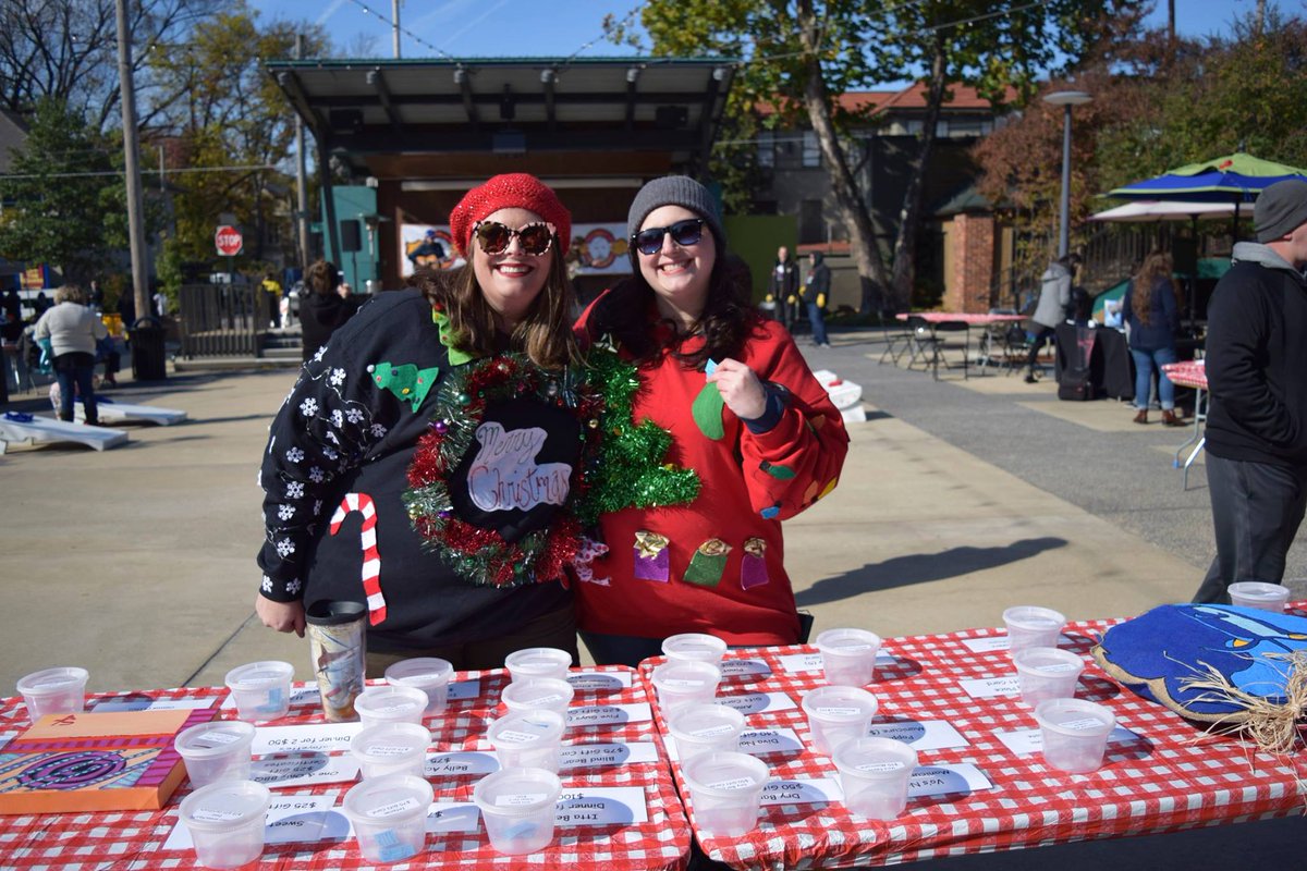 overtonsquare's tweet photo. Beat the cold weather, help pick the best chili of the day and support @thrivemem on Saturday at the Thrive Throwdown Chili Challenge at Overton Square! ✌🏾#choose901 https://t.co/qbXm9tqJCl