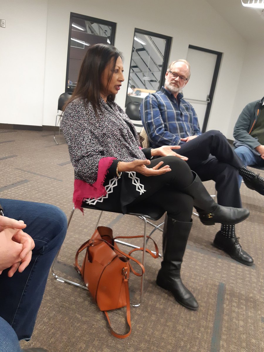 Paul_Salvatore's tweet image. 'Community is a lost art.'  Mezaun @CPAlberta @cdlicalgary @calgarylibrary @Calgary #fishcreeklibrary #weavingourstories