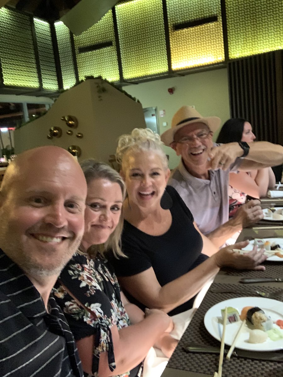 ericsterchi's tweet photo. Great day with the wedding party in the D.R. Looking forward to the rest of the week. #KinghamStyle #KinghamWedding https://t.co/SzLPA0fPlY