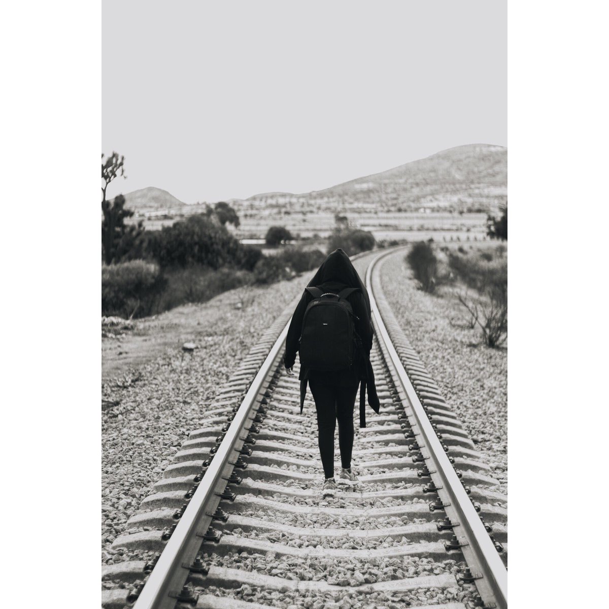 Charlie_Bartoz's tweet photo. “El camino” #photomx #fotografia #CDMX #mx https://t.co/4bKtNvS4Wv