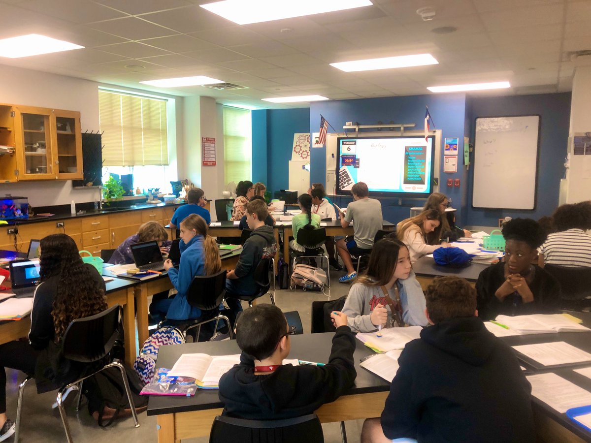 MankinsOlneyISD's tweet photo. Shoutout to @SciGMS for a wonderful shadowing experience today. I loved all of our classes today, but your calming and engaging atmosphere made me want to go back to middle school biology! #GCISD #Valor5.7 https://t.co/jhB7PLggP3