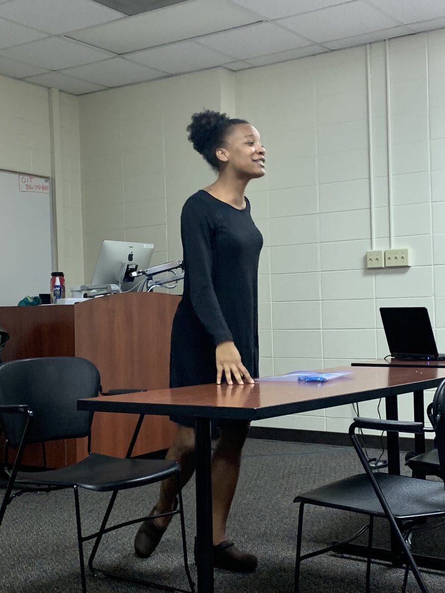 UGACSAASAL's tweet photo. Raise your hand if you are still processing our dynamic workshop from 8990. Thank you to Scholar Niah Grimes for your engaging and passionate session on helping skills. You are a gift to us! ❤️🖤🐶#MarathonWednesday #8990Seminar https://t.co/u1WTqY0yIy