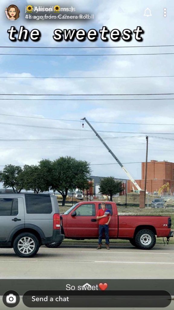 skylargrimes_'s tweet image. I just want to thank this man whoever he is for being so incredibly respectful❤️ today we had Lindsey’s memorial service and on the way to the gravesite everyone in the line saw this. If you know him please give me some contact. I just want to thank him so much!