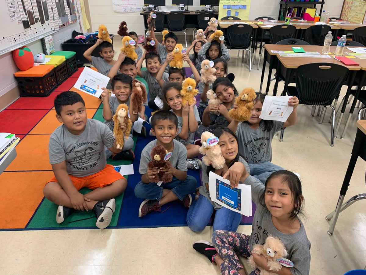 <a href="/DoverWorldsBest/">Dover Elementary School</a> media specialist <a href="/AmanKerri/">Kerri Aman, LMS</a>  and <a href="/PedroArroyoJr/">Pedro Arroyo</a> Thank you for always being there for my students! We make a phenomenal team! @AchievementSch <a href="/MEPHillsborough/">HillsboroughMEP</a> <a href="/HillsboroughSch/">Hillsborough Schools</a> @AnaSanc37750511 <a href="/Olivryh/">Helen Olivry</a> <a href="/Sass527/">Chris Silva</a>