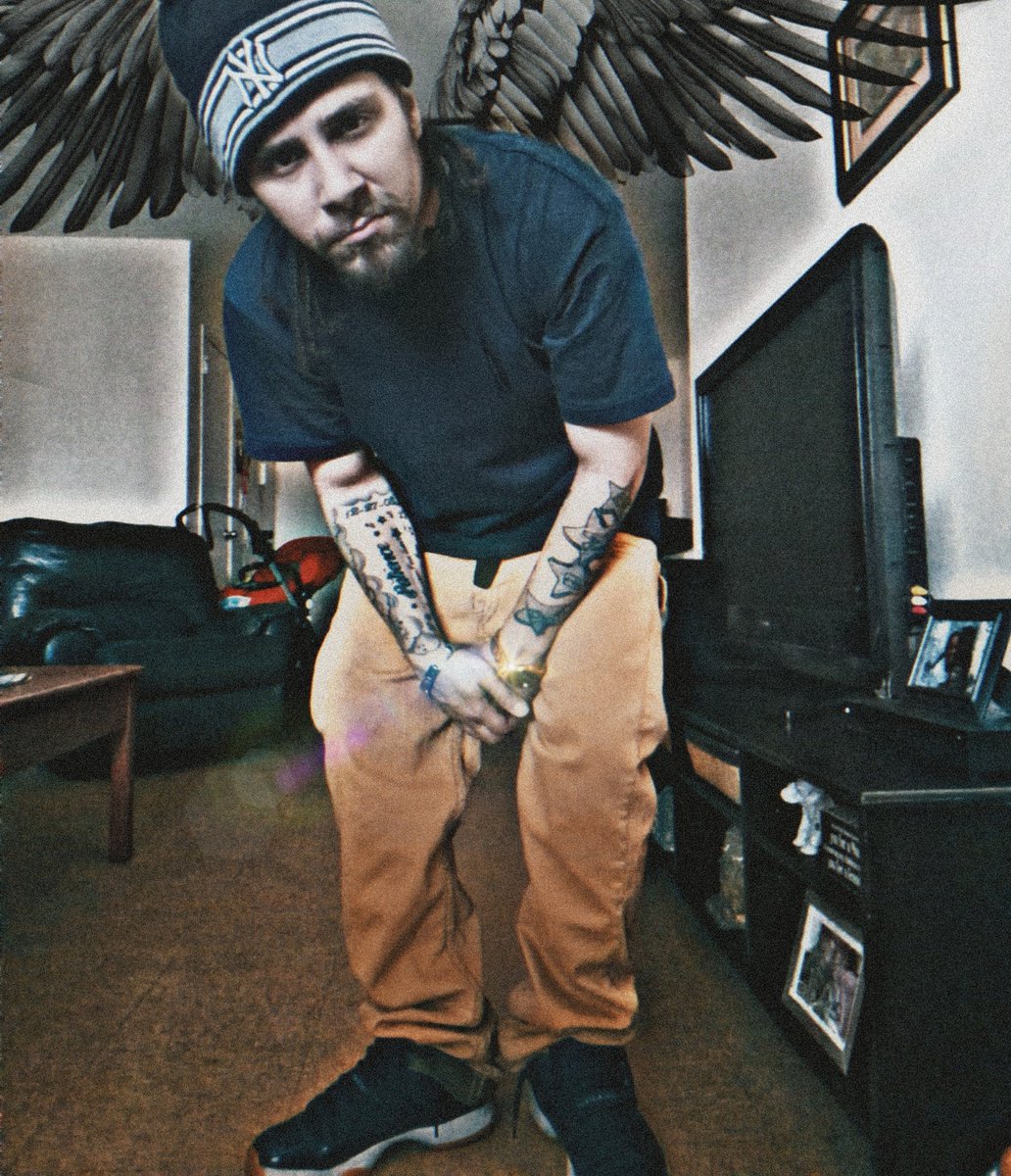 blestppmd's tweet photo. Straight Bars OUT NOW! 
#CLICKLINK #NEWmusic #straightbars #nohook #hiphop
#rap #listen #like #share #follow #F4F #blest 
https://t.co/sIhcp7cZUG https://t.co/VuO4muzIZC