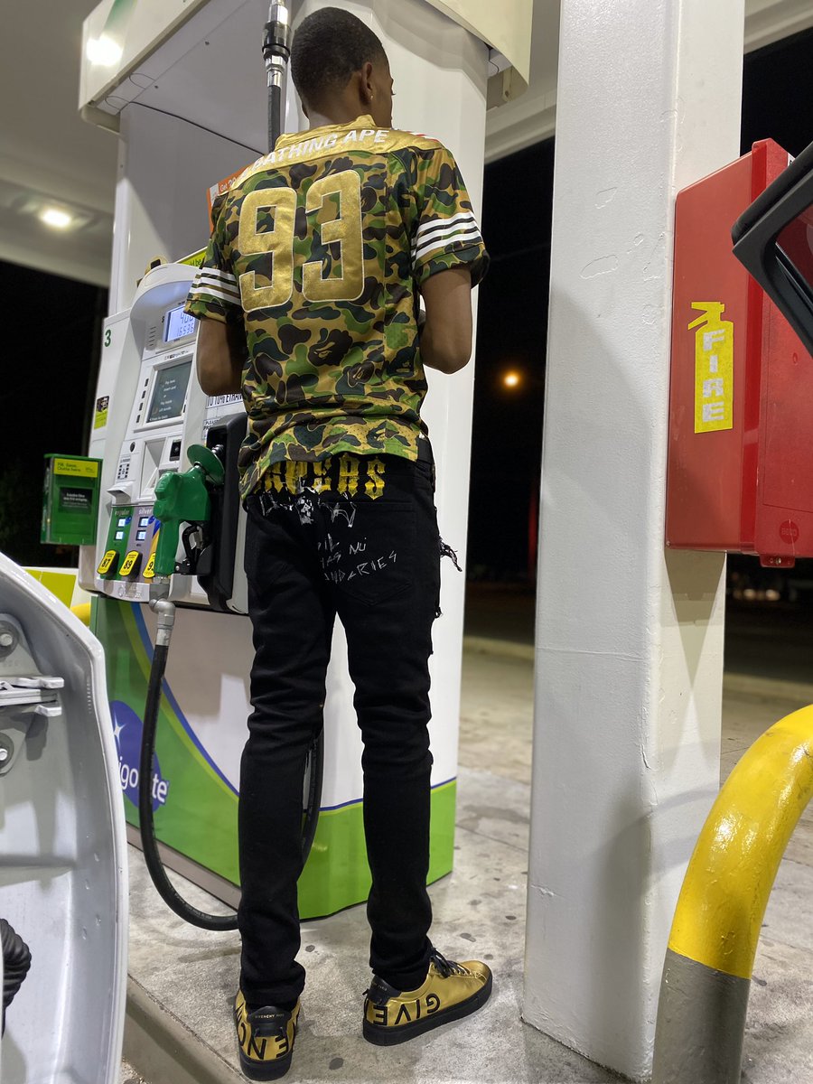 stunna_05's tweet photo. Got em on my drip trynna see what I do https://t.co/SPBbqPZ4VN