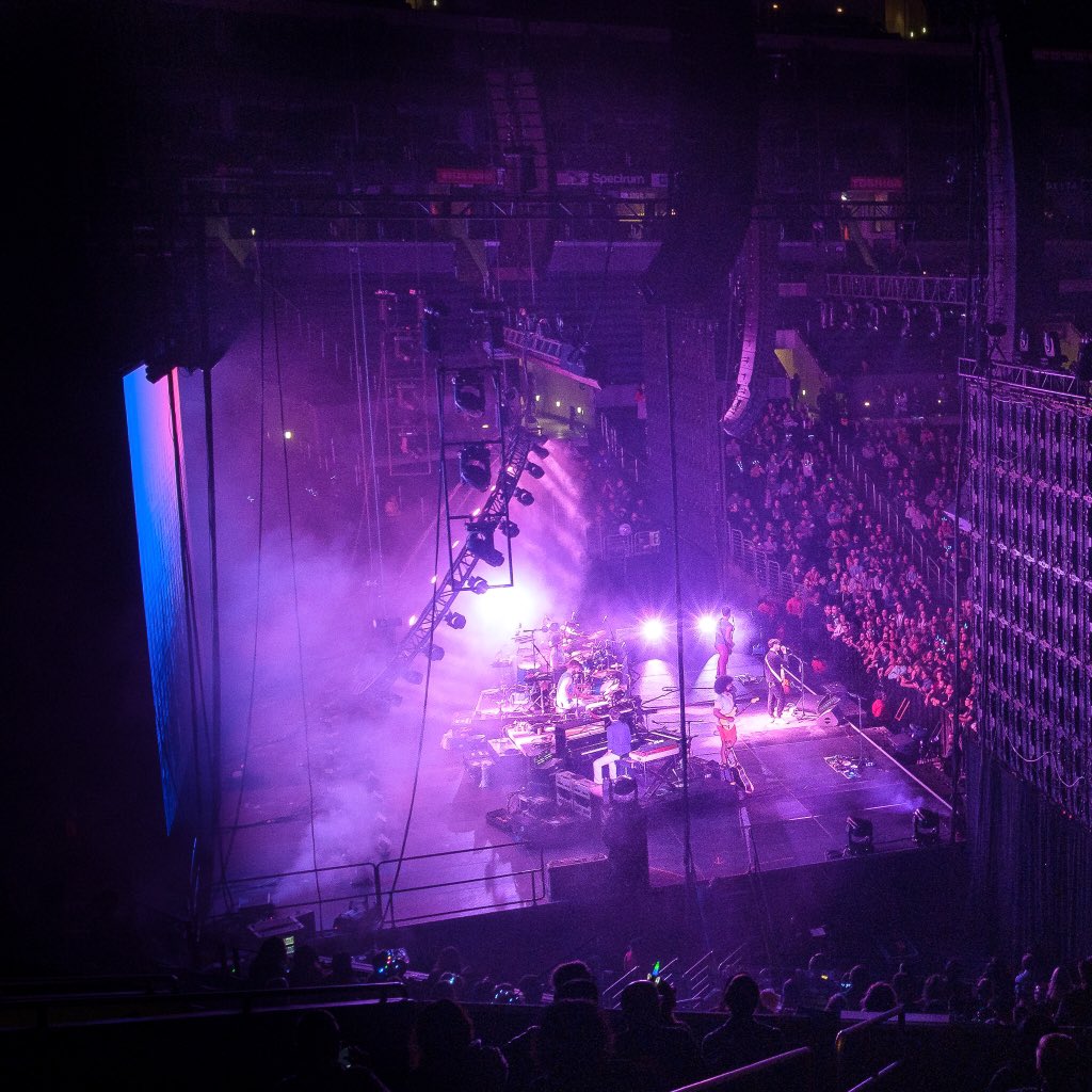 ianaberle's tweet image. How about that @vampireweekend show at #AdobeMax? Did you make it down to the floor? #maxbash