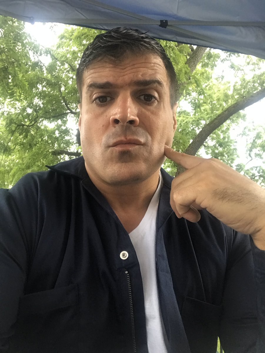 LenDiesel21's tweet photo. Me, This past summer on set for a commerical shoot...how bout helping a paisan out? @Russo_Brothers @louisde2 👍👏💪🇮🇹 #Avengers5 #Phase5 #Actor #TryingAnything @MarvelStudios https://t.co/AzH8OGvVpu