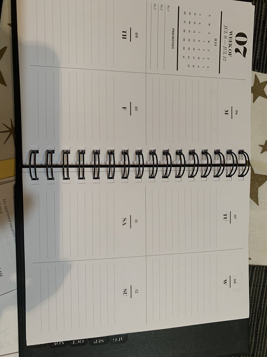 nicak's tweet photo. @kandeejohnson Try the planners from cloth and paper! They are great https://t.co/IFoWvJTV4J