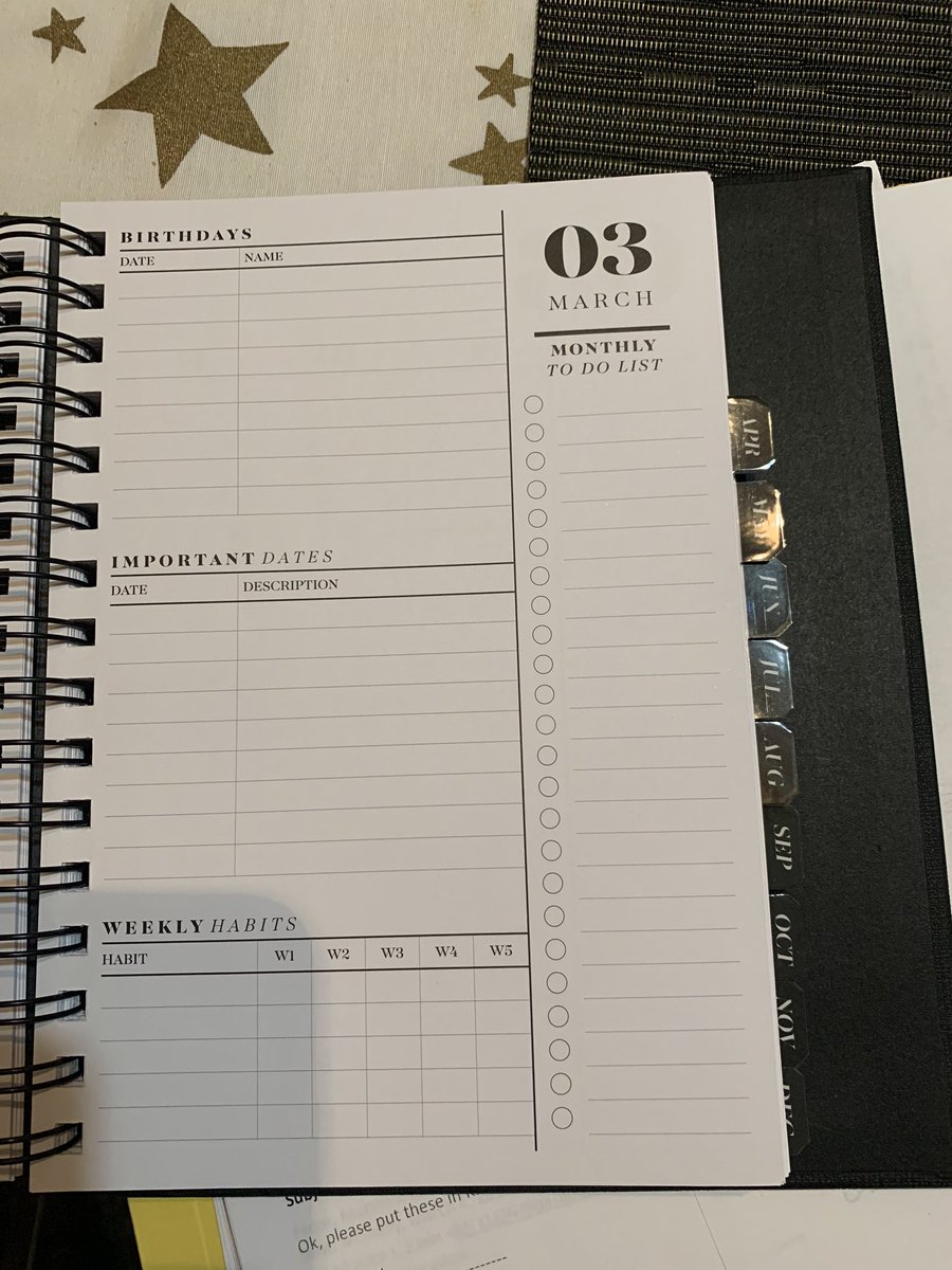 nicak's tweet photo. @kandeejohnson Try the planners from cloth and paper! They are great https://t.co/IFoWvJTV4J