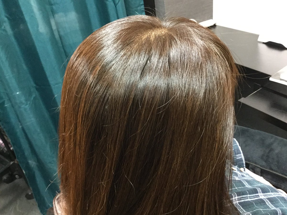 FortunaSuge's tweet photo. 【私でも艶が出るんだ】
キャリア1年8ヶ月
子どもの頃から艶が出なくて髪に艶が出る事を願っていました。
#髪のお医者さん #フォルトゥーナ #バイオプログラミング #リュミエリーナ #本当の髪質改善 #ヘアタイムセス #スキンタイムセス #インナータイムセス #4Dplus #3dplus #意味のあるヘアケア https://t.co/dixcjve7xj