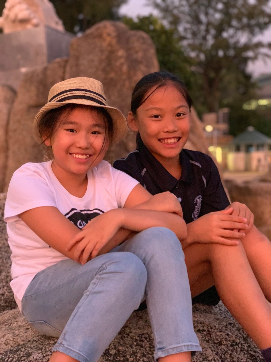 HeadHarrowHK's tweet photo. Staff, GAP Tutors and pupils enjoying time at the beach . @Harrow_HK . #PrepfreeWednesday https://t.co/15mh2IRJ4U