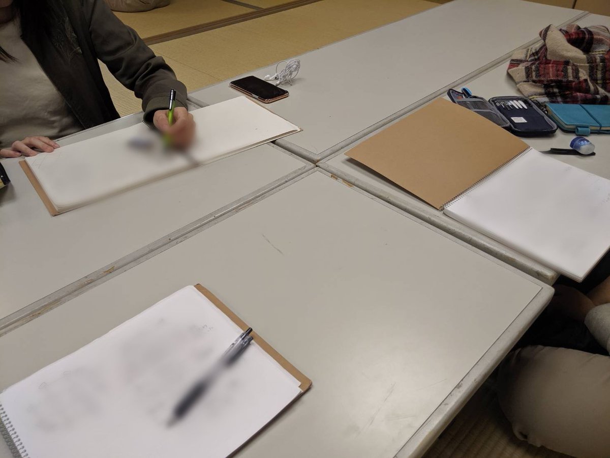 polaris1_b2017's tweet image. 照明の案出しを行いました✍️💭
プランが決まると、舞台の空気感がグッと作品に近づいてワクワクしますね🤭
野外での照明演出をご期待ください❗

🔻ご予約はコチラから🔻
forms.gle/zJdYoWxExSKSJS…

#演劇座ポラリス
#めぐるる