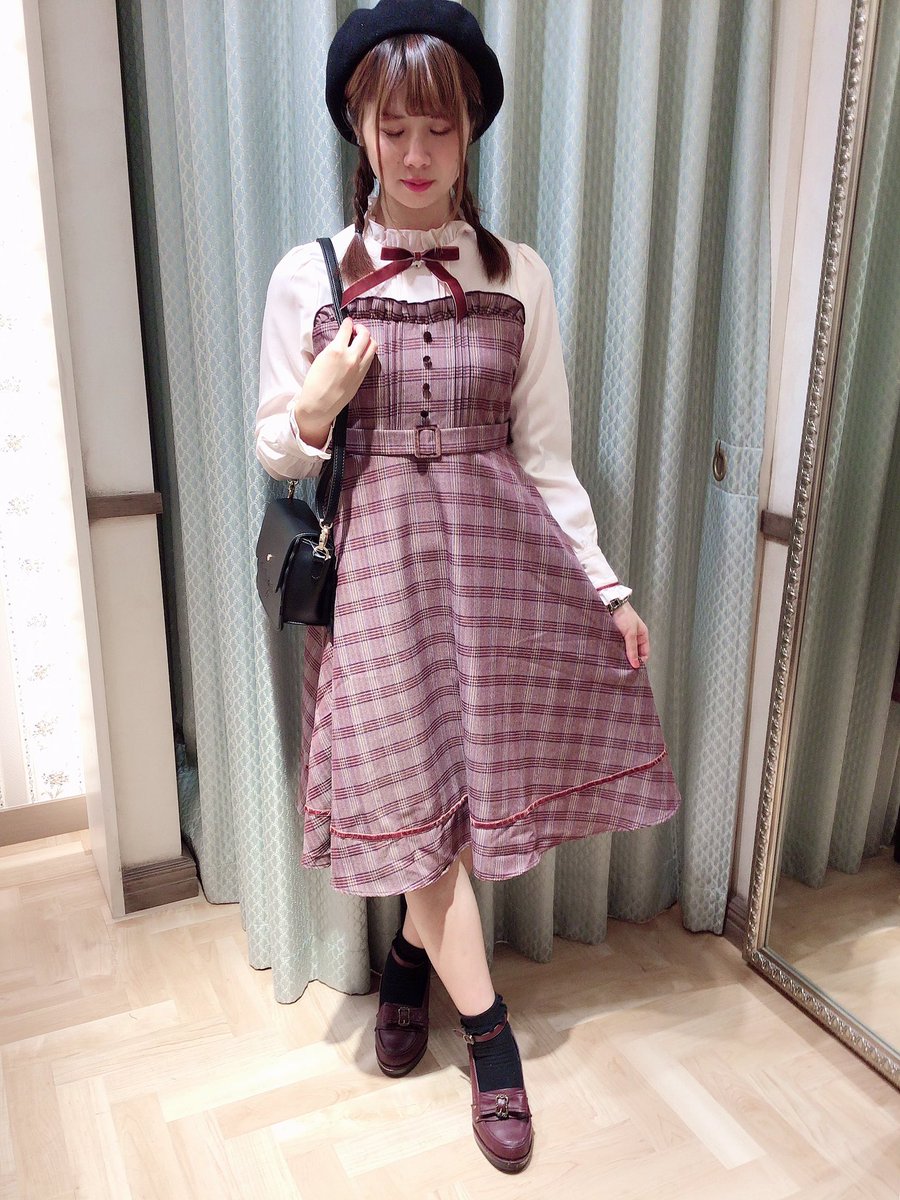 amavel ボルドーのワンピース