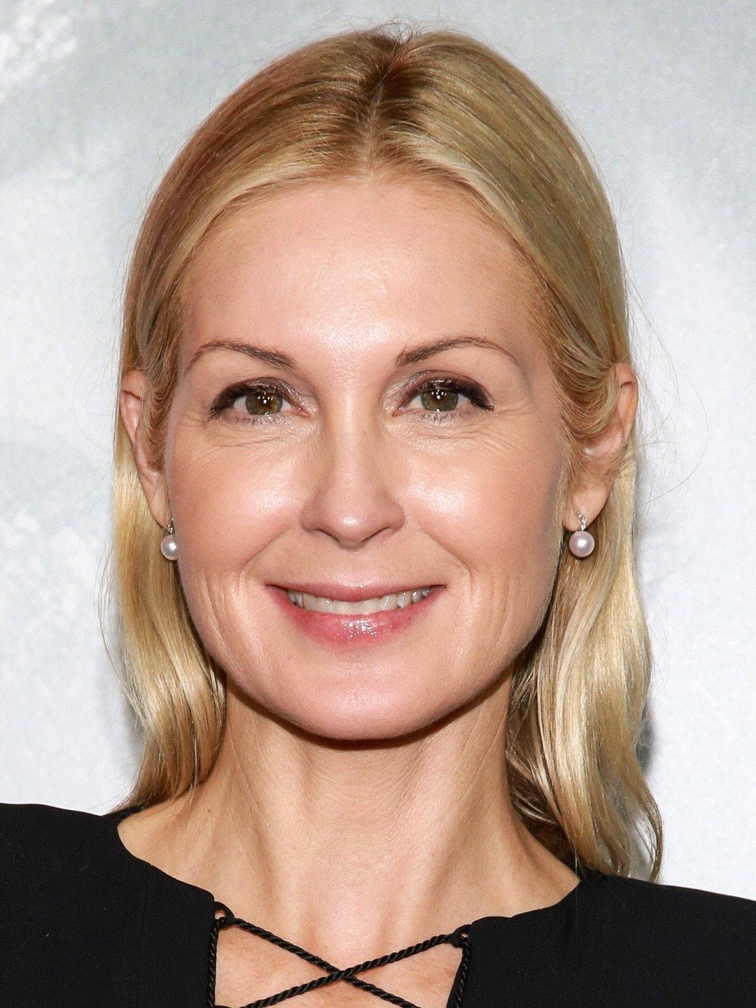Happy Birthday actress Kelly Rutherford 