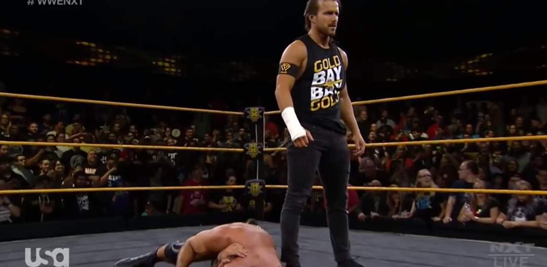 HeroeDelDistrit's tweet photo. ¡LA SEÑAL! #FinBalor Llega atacar a el Equipo de #NXT , ¿sera que por Fin lo Veremos con #TheOC (La Variante de #BulletClub de WWE) ?, Por Otra Parte #AdanCole Ataco a #TomassoCiampa ASÍ TERMINO LA MARCA AMARILLA :O https://t.co/gzgJhbhSsf