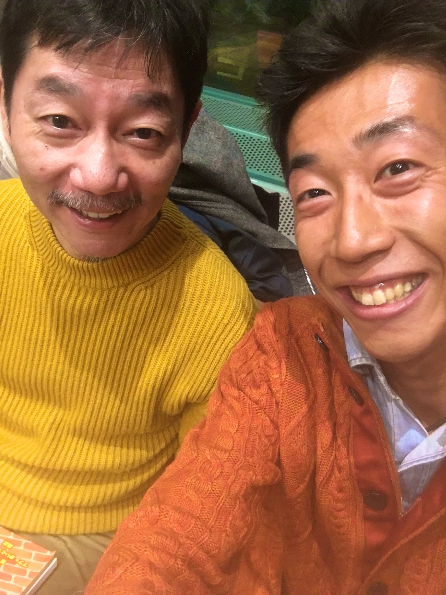 杉村憲司 على تويتر スタジオにも秋が来る イチョウとモミジのよう 左は おしりたんてい のこいまゆけいじ役 中村まこと さん テレビや舞台でも拝見したことがある方もいらっしゃるのではないでしょうか 毎回 素敵な表現で周囲を楽しませてくださり 杉村憲司 على تويتر スタジオにも秋が来る イチョウとモミジのよう 左は おしりたんてい のこいまゆけいじ役 中村まこと さん テレビや舞台でも拝見したことがある方もいらっしゃるのではないでしょうか 毎回 素敵な表現で周囲を楽しませてくださり