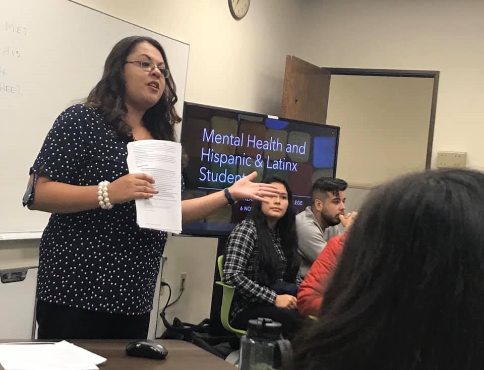 Dr. Araceli Hernández-Laroche (@aracelihlaroche) on Twitter photo Gracias Jason Spencer & Les Duggins for visiting today's Avanzando Through College program lessons with <a href="/SMWaldrop/">Susannah Waldrop</a> Wanda Cromer @MontesoFM <a href="/USCUpstate/">USC Upstate</a> <a href="/UnidosUSLideres/">UnidosUS Líderes</a> #avanzando1920 #statefarm <a href="/gjcastillo1/">Gregory Castillo</a> You all help share our #LÍDERES story #LatinxUSCUpstate Gracias Jason Spencer & Les Duggins for visiting today's Avanzando Through College program lessons with <a href="/SMWaldrop/">Susannah Waldrop</a> Wanda Cromer @MontesoFM <a href="/USCUpstate/">USC Upstate</a> <a href="/UnidosUSLideres/">UnidosUS Líderes</a> #avanzando1920 #statefarm <a href="/gjcastillo1/">Gregory Castillo</a> You all help share our #LÍDERES story #LatinxUSCUpstate