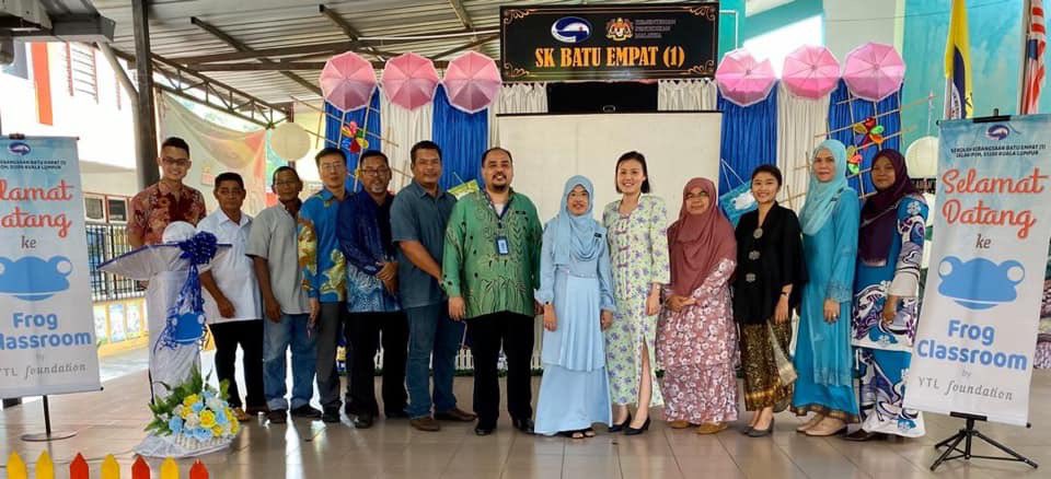 ytlfoundation's tweet photo. Congratulations to SK Batu Empat (1) on the successful launch of your Frog Classroom today!
#frogclassroom
#frogclassroommakeover https://t.co/OTwcEABjdN