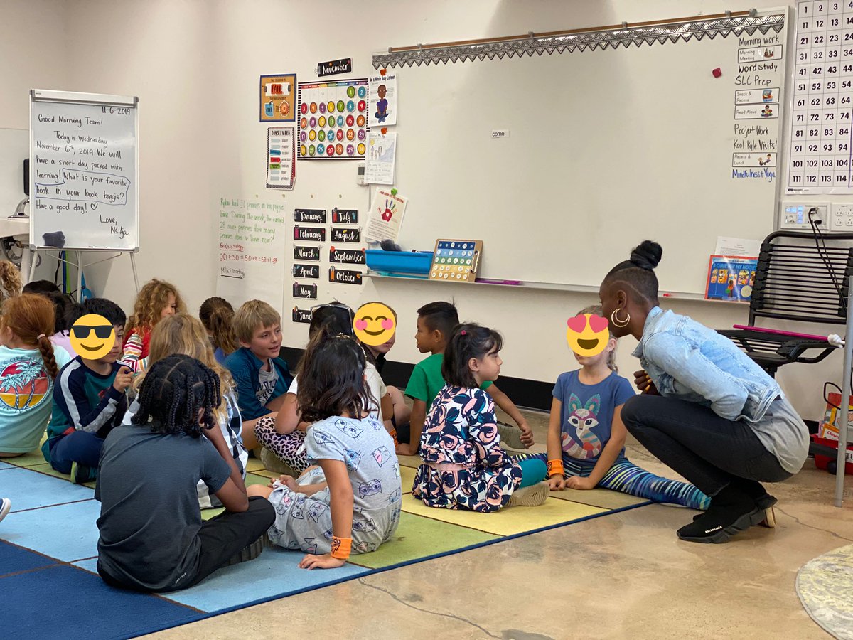 hthteachercentr's tweet photo. Learn sight word, repeat, spell, share a sentence using a sight word then up and break it down using our bodies! Ms. Aja definitely broke it down for her #firstgraders #literacy #noviceteacher #districtintern #teacherprep #teachereducation https://t.co/jbERv8Dnp3