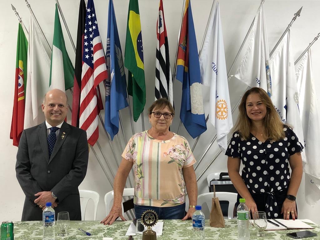joantiorio's tweet photo. E nesta quarta-feira foi a vez de estar na cidade de Registro no Rotary de Registro - Ouro onde falamos sobre Fundação Rotária.
#Rotary #Rotary4563 #Registro #RCRegistroOuro #RCRegistro #RCPariqueraAçuImigrantes #FundaçãoRotária #RotaryConectaOMundo #JôAntiório https://t.co/QWQqwkkr7L