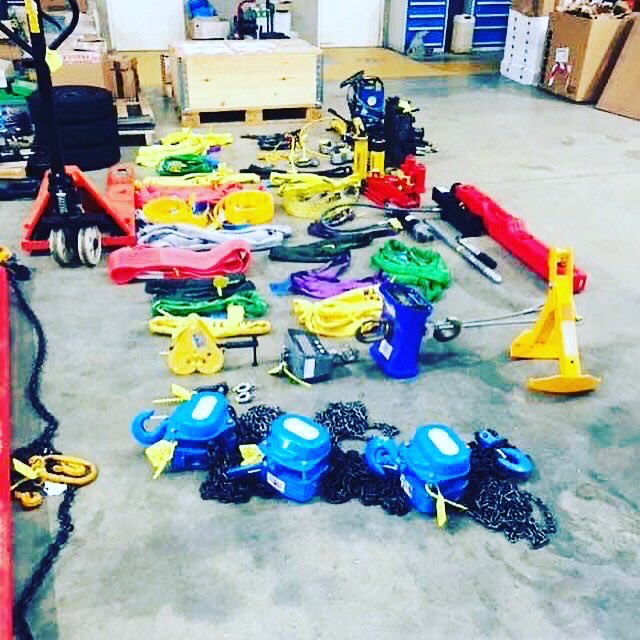 #Slings, #shackles, #hoists, #scales, #pallettrucks and #hydraulictools all passed inspection!! 
we offer inspections on Lifting Equipment, Scales and Hydraulics as well as #LOLERTesting and #PATTesting? 
We also supply and hire them too! 
Karla@liftingequipmentsupplies.co.uk