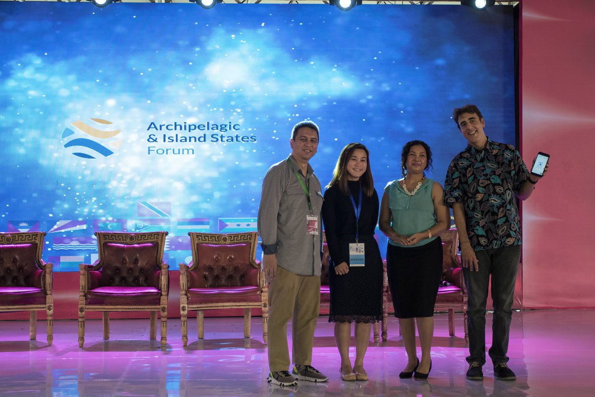 BiorockI's tweet photo. Biorock Indonesia berpartisipasi sebagai pembicara, fasilitator, dan pengisi acara sampingan berupa workshop di AIS SBS 2019, Manado, Sulawesi Utara, Indonesia 30 Oktober – 1 November 2019.  
#biorock #biorockindonesia #coralreef #conservation #bali #coral #restoration https://t.co/izDVoGZDuT