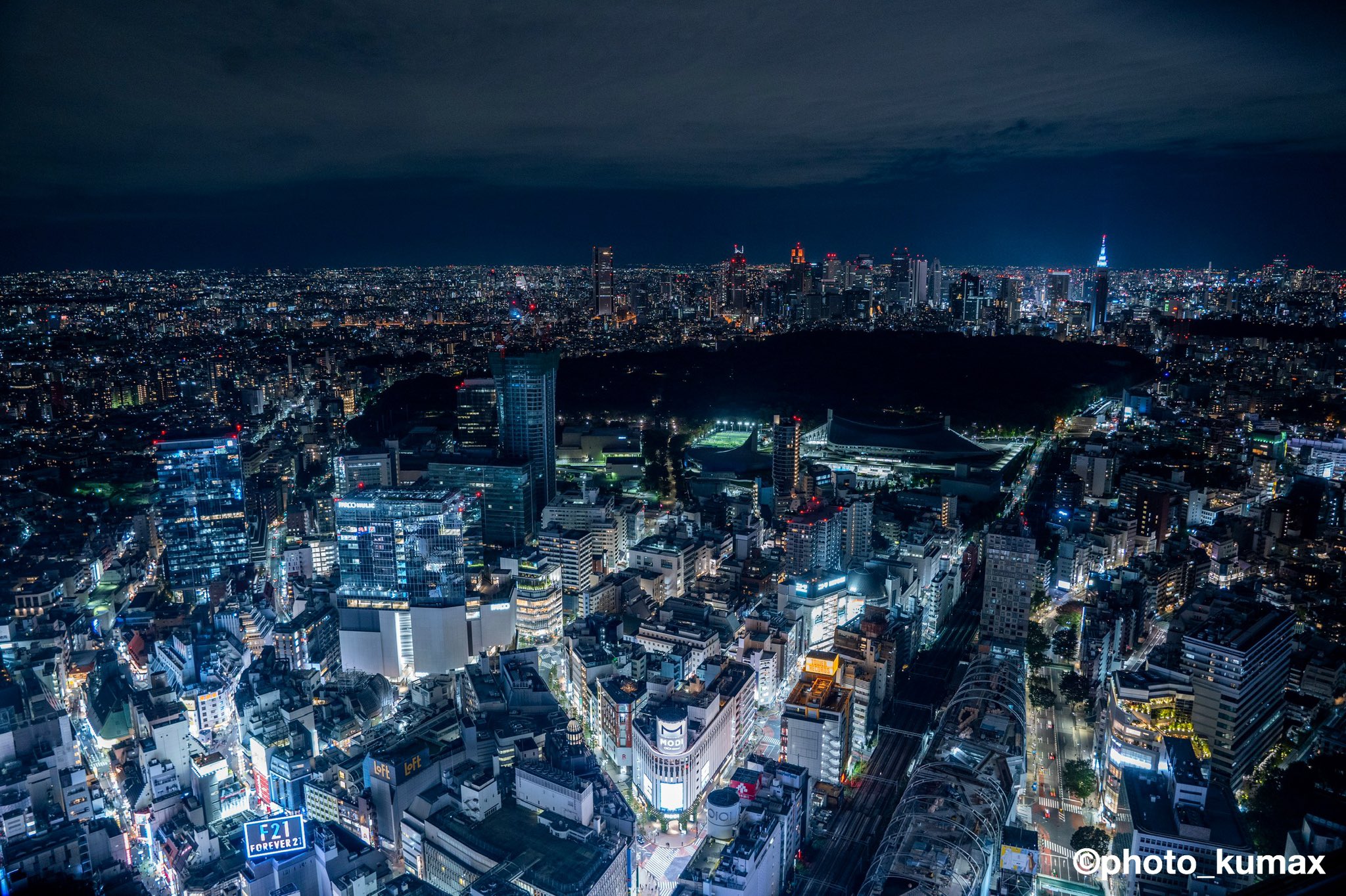 ドローンくまっくす En Twitter 渋谷スカイからの夜景 02 Sony iii Sigma 24 70 2 8 Art ファインダー越しの私の世界 写真好きな人と繋がりたい ポートレート好きな人と繋がりたい 夜景 キリトリセカイ キリトリセカイ 写真好きな人と繋がりたい 渋谷夜景