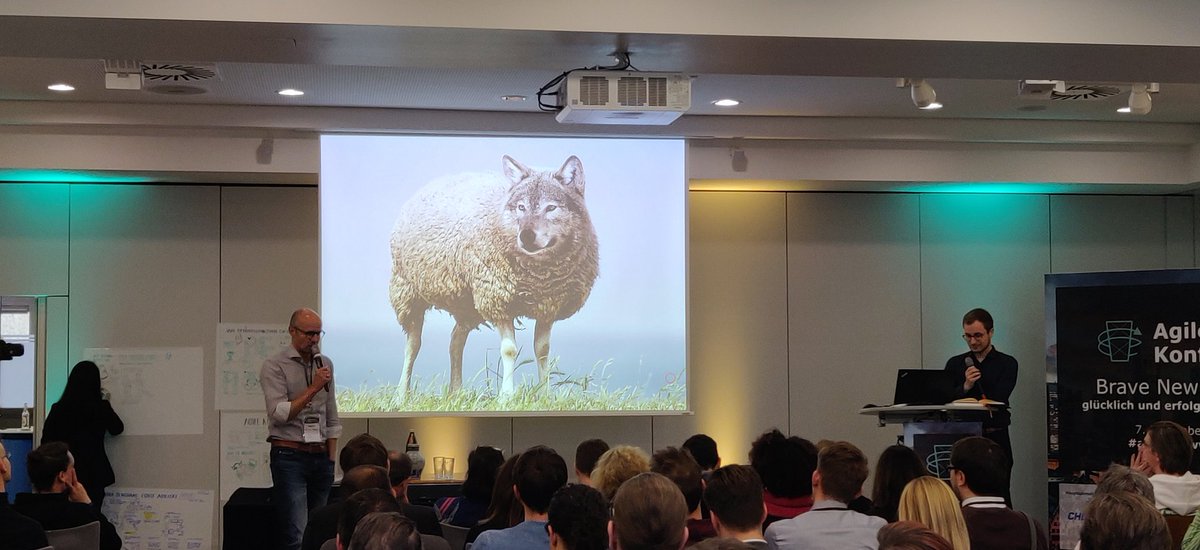 markus_zm's tweet photo. "Agilität im Wasserfallspelz"
Softwareprojekte in Großkonzernen
#ako19 https://t.co/EmaV96Xis4