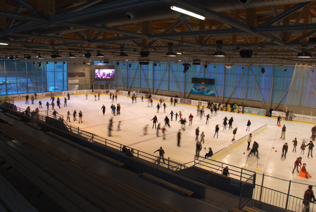VilledEpinal's tweet image. 👍⛸La patinoire intercommunale sera ouverte au public le lundi 11 novembre de 14h30 à 17h30.